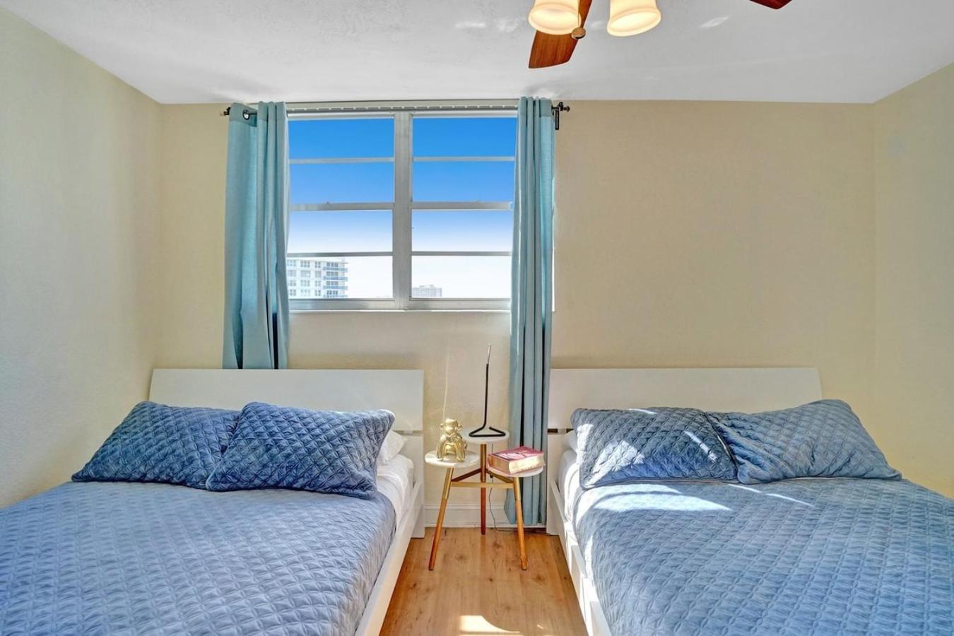 2Bd Condo Christmas Retreat Pool Beachside Голливуд Экстерьер фото